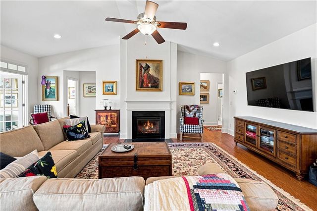 6623 Trail Side Drive, Flowery Branch, GA 30542