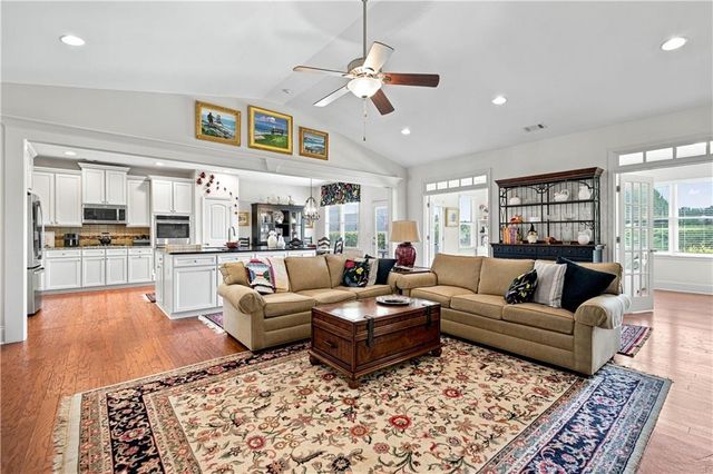 6623 Trail Side Drive, Flowery Branch, GA 30542