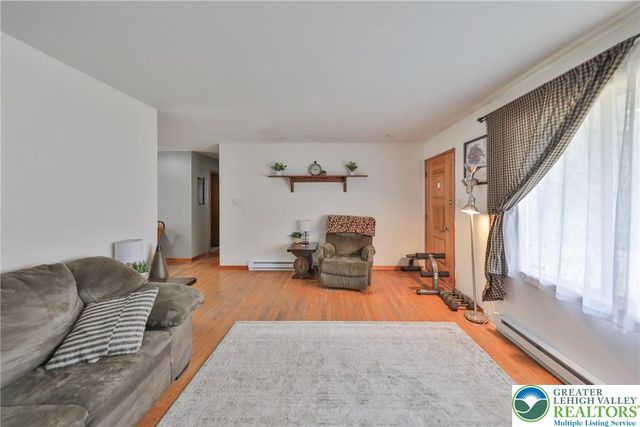 1481 Sherwood Forest Road, Chestnuthill Twp, PA 18353