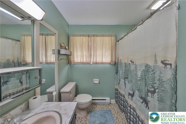 1481 Sherwood Forest Road, Chestnuthill Twp, PA 18353