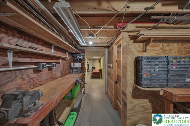 1481 Sherwood Forest Road, Chestnuthill Twp, PA 18353