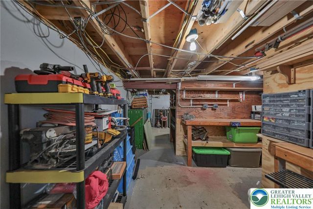 1481 Sherwood Forest Road, Chestnuthill Twp, PA 18353