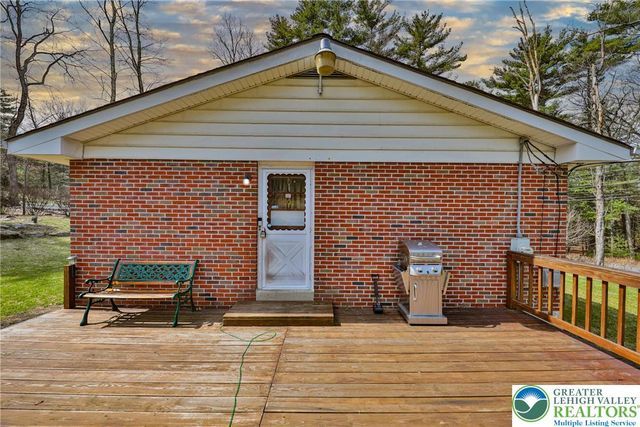 1481 Sherwood Forest Road, Chestnuthill Twp, PA 18353