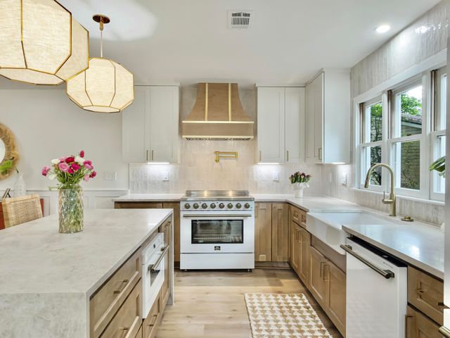 1129 Yorktown Court, Mount Pleasant, SC 29464