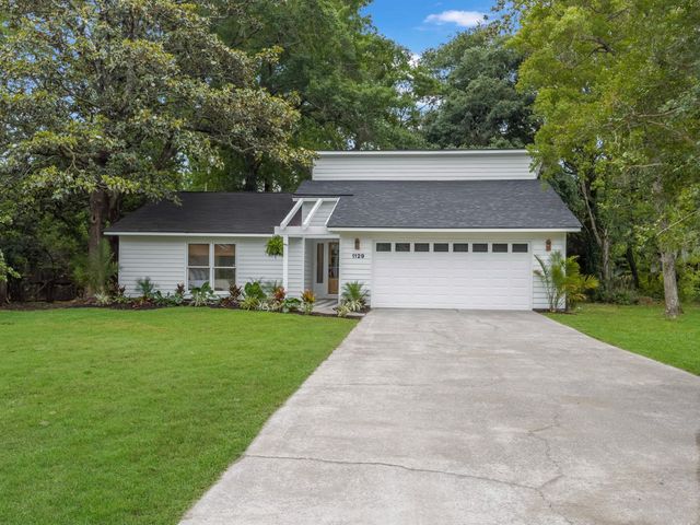 1129 Yorktown Court, Mount Pleasant, SC 29464