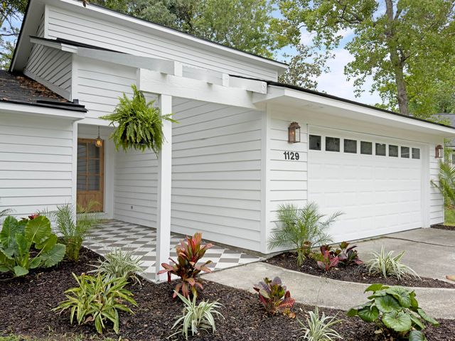 1129 Yorktown Court, Mount Pleasant, SC 29464
