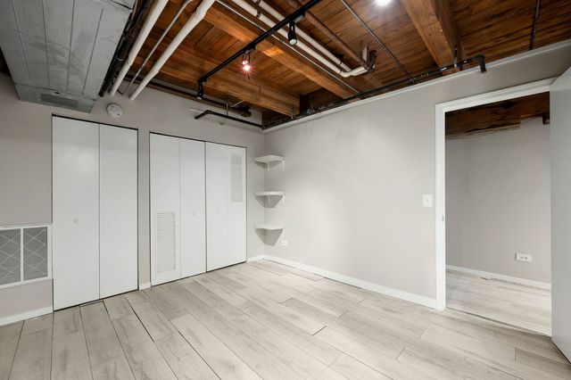 701 W Jackson Boulevard 102, Chicago, IL 60661