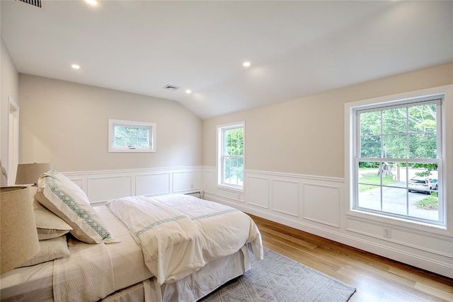 1 Cheshire Drive, Barrington, RI 02806