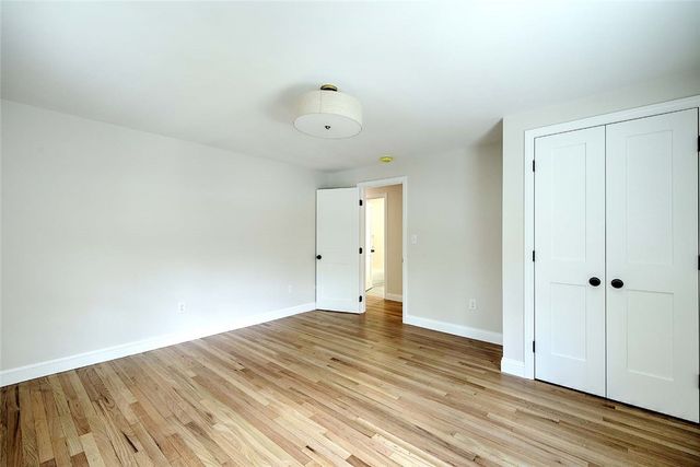 1 Cheshire Drive, Barrington, RI 02806