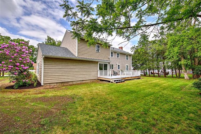 1 Cheshire Drive, Barrington, RI 02806