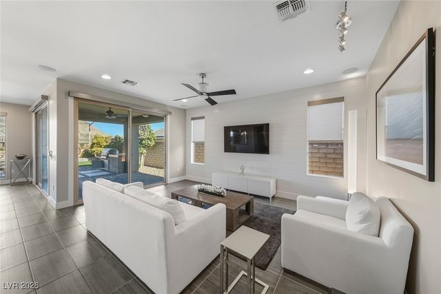 10840 Organic Drive, Las Vegas, NV 89138