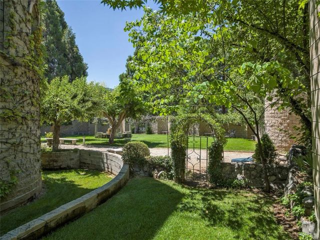 38838 Birch Creek, Oak Glen, CA 92399
