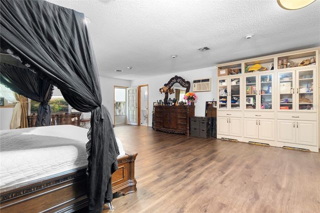 1910 NW 14TH STREET, Ocala, FL 34475
