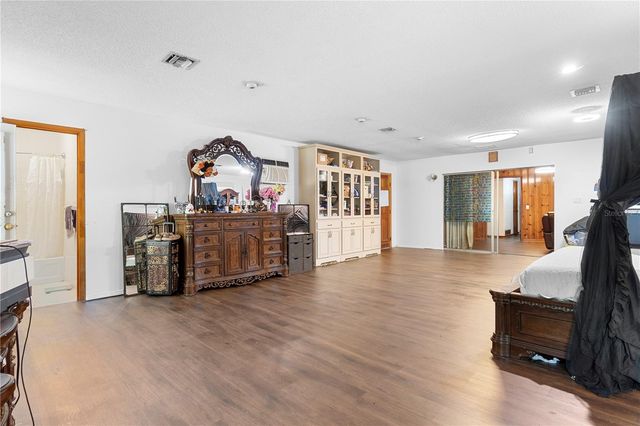 1910 NW 14TH STREET, Ocala, FL 34475