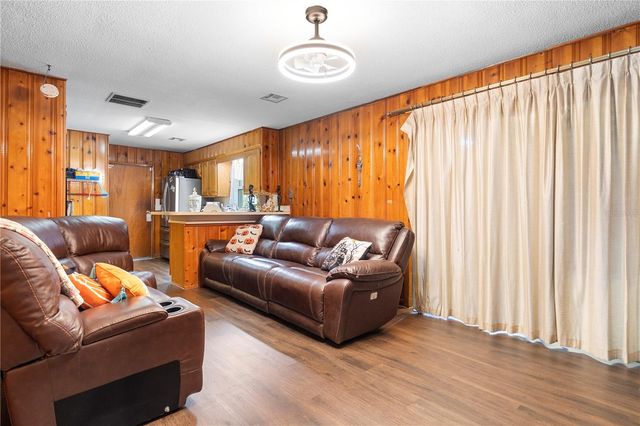 1910 NW 14TH STREET, Ocala, FL 34475