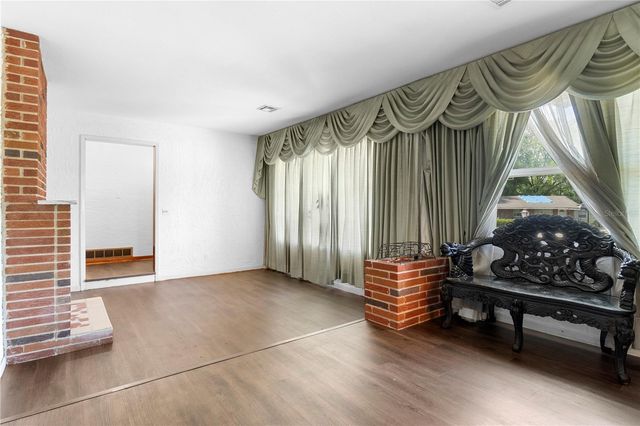 1910 NW 14TH STREET, Ocala, FL 34475