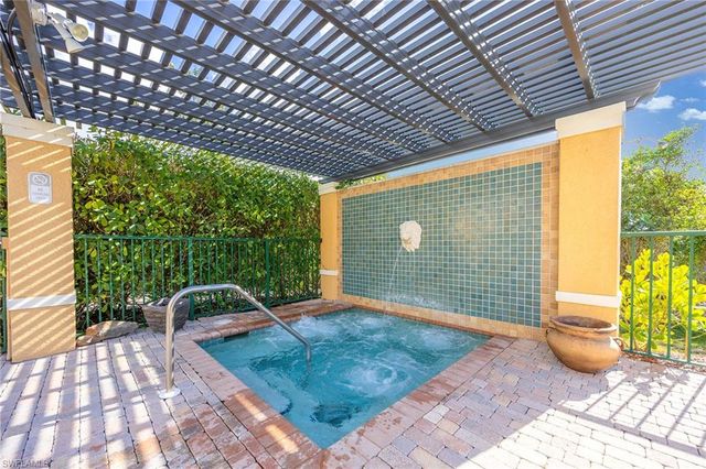 8635 River Homes LN 2205, Bonita Springs, FL 34135