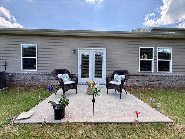 240 Hyde Park, Winder, GA 30680