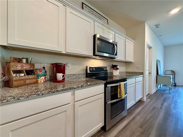 240 Hyde Park, Winder, GA 30680