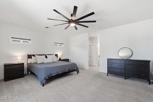 1021 E ODEUM Lane, Phoenix, AZ 85040