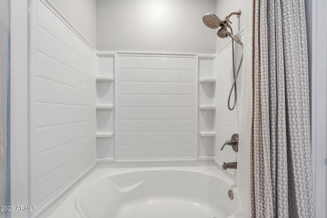 1021 E ODEUM Lane, Phoenix, AZ 85040