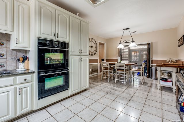 6430 Derby Way, Bulverde, TX 78163