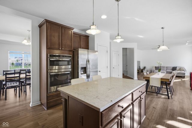 2545 Coneflower Court, Columbus, IN 47201