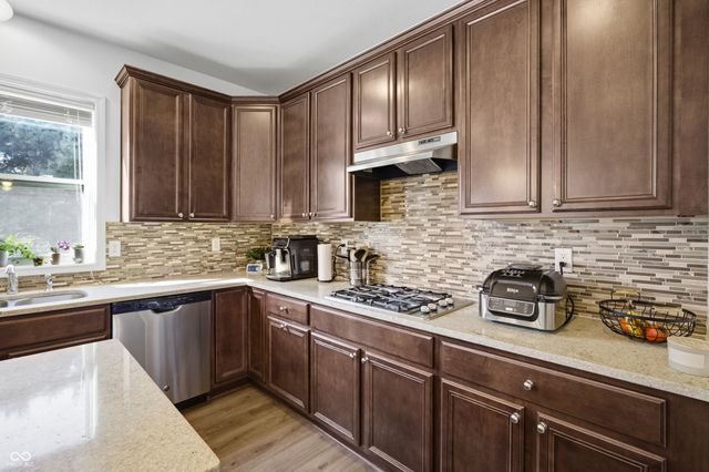 2545 Coneflower Court, Columbus, IN 47201