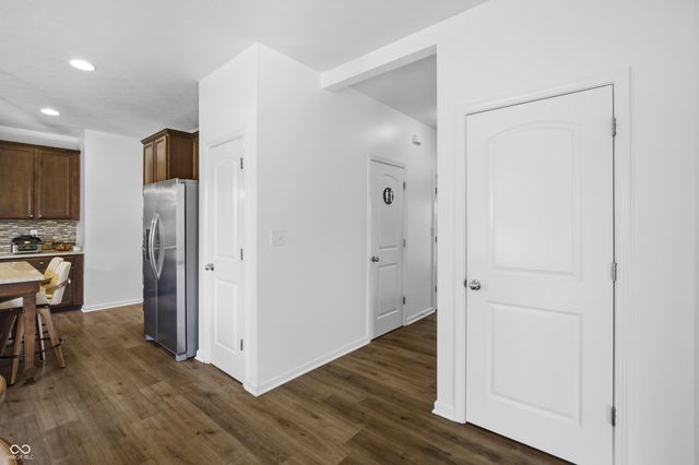 2545 Coneflower Court, Columbus, IN 47201