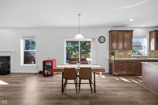 2545 Coneflower Court, Columbus, IN 47201