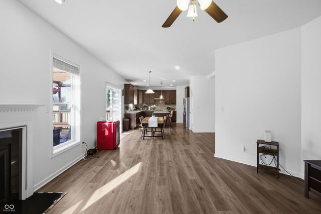 2545 Coneflower Court, Columbus, IN 47201