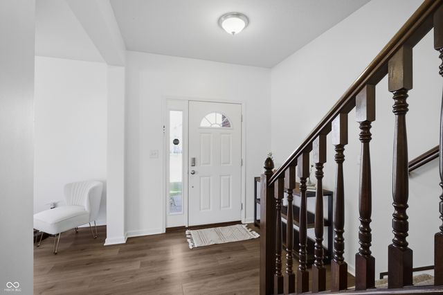 2545 Coneflower Court, Columbus, IN 47201