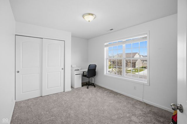 2545 Coneflower Court, Columbus, IN 47201