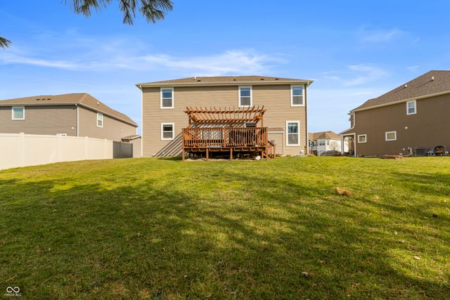 2545 Coneflower Court, Columbus, IN 47201
