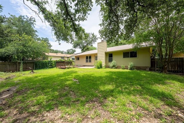 4209 Harcourt DR, Austin, TX 78727