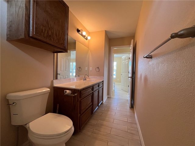 5613 Arboleda, Corpus Christi, TX 78417