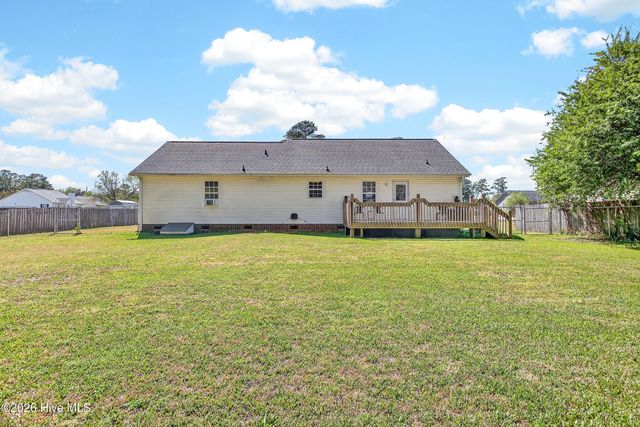 100 Kanton Drive, Jacksonville, NC 28540