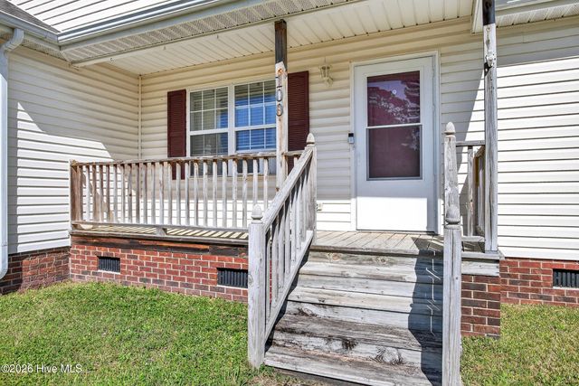 100 Kanton Drive, Jacksonville, NC 28540