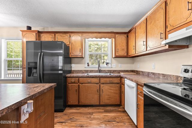 100 Kanton Drive, Jacksonville, NC 28540