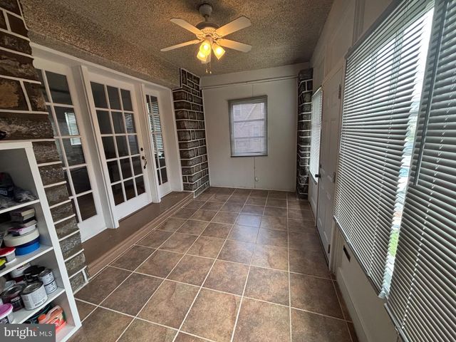 4101 VERNON RD, Drexel Hill, PA 19026