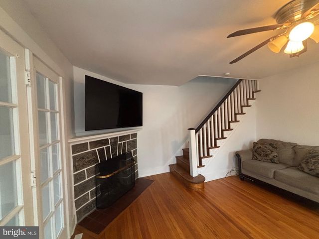 4101 VERNON RD, Drexel Hill, PA 19026