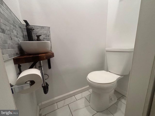 4101 VERNON RD, Drexel Hill, PA 19026
