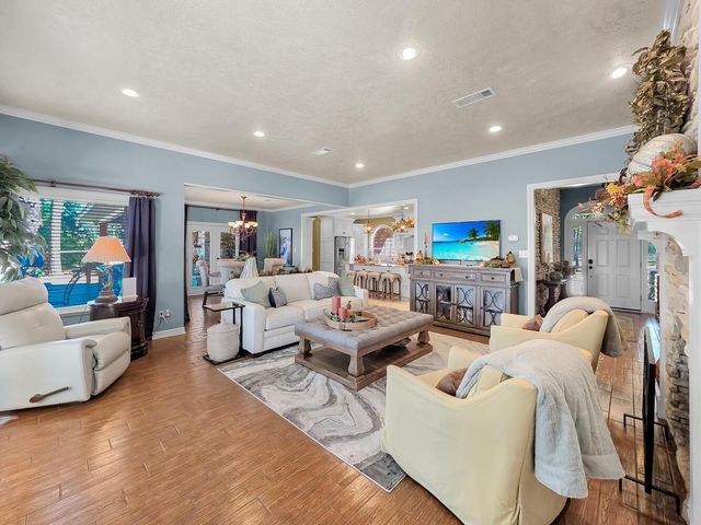 331 & 441 Shoreline Drive, Brookeland, TX 75931