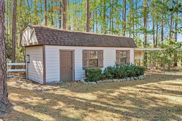 331 & 441 Shoreline Drive, Brookeland, TX 75931