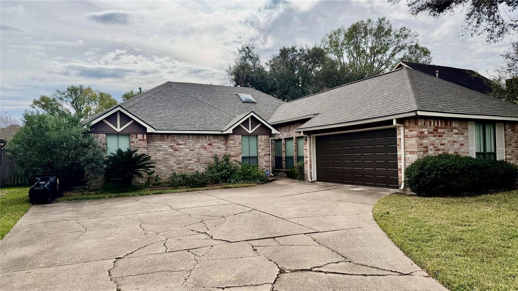 15211 Paladora Drive, Houston, TX 77083