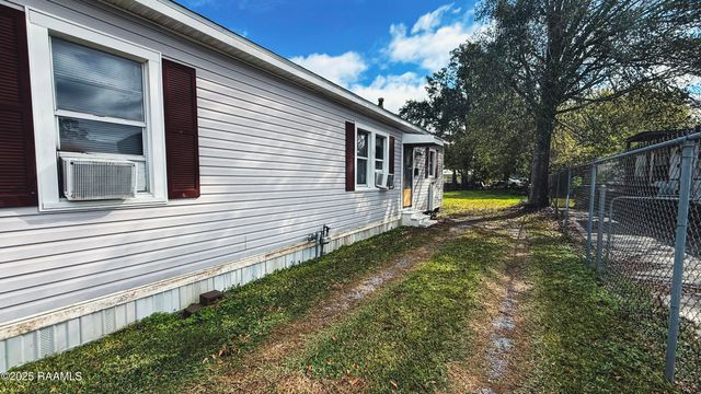 915 Center Street, New Iberia, LA 70560