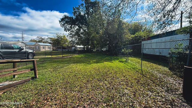 915 Center Street, New Iberia, LA 70560