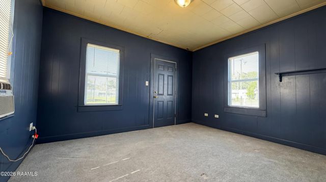 915 Center Street, New Iberia, LA 70560