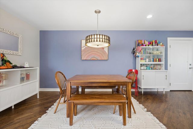 8S263 College Road, Naperville, IL 60540