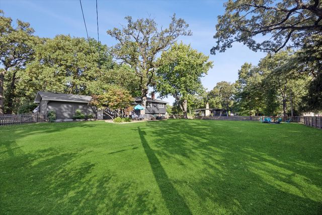8S263 College Road, Naperville, IL 60540